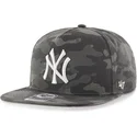 petten-plat-camouflage-snapback-van-new-york-yankees-mlb-van-47-brand