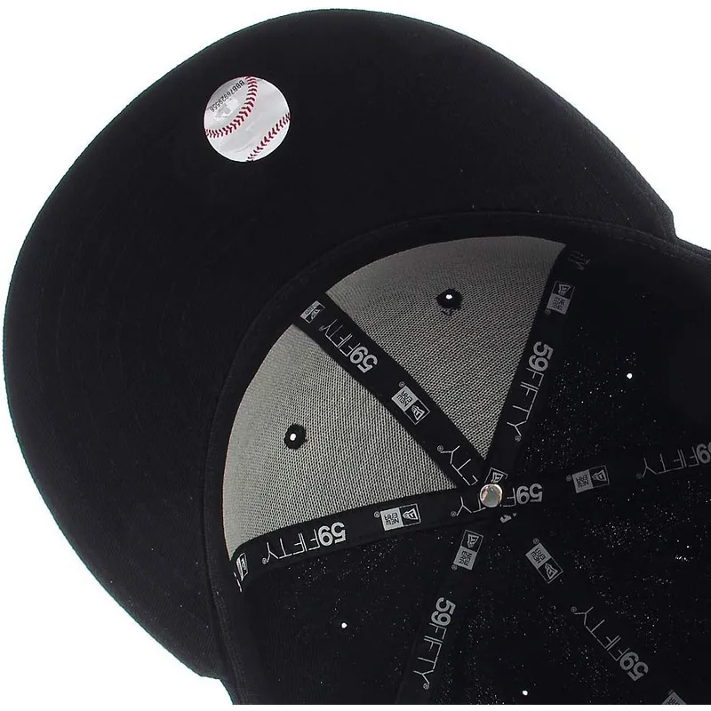 petten-plat-zwart-fitted-59fifty-essential-van-boston-red-sox-mlb-van-new-era