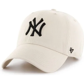 Cappellino visiera curva crema di New York Yankees MLB Clean Up di 47 Brand