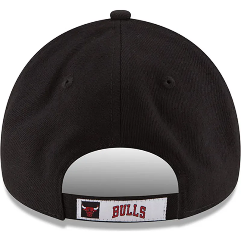 cappellino-curvo-nero-regolabile-9forty-the-league-di-chicago-bulls-nba-di-new-era