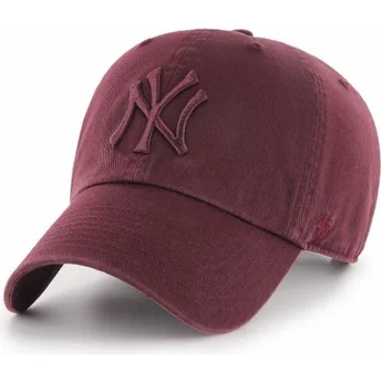 Cappellino visiera curva bordeaux con logo bordeaux di New York Yankees MLB Clean Up di 47 Brand