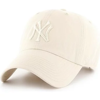 47 Brand Curved Brim Cream Logo New York Yankees MLB Clean Up Cream Cap