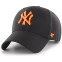 gorra-curva-negra-snapback-con-logo-naranja-de-new-york-yankees-mlb-mvp-de-47-brand
