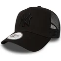 cappello-trucker-nero-con-logo-nero-clean-a-frame-dei-new-york-yankees-mlb-di-new-era