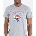 camiseta-de-manga-corta-gris-de-oklahoma-city-thunder-nba-de-new-era