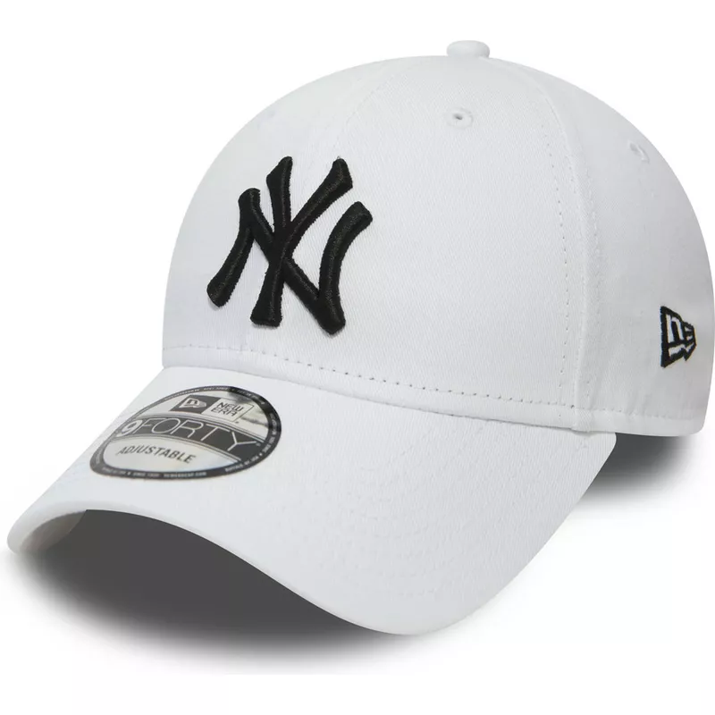 https://static.caphunters.com/13429-large_default/new-era-curved-brim-9forty-essential-new-york-yankees-mlb-white-adjustable-cap.webp
