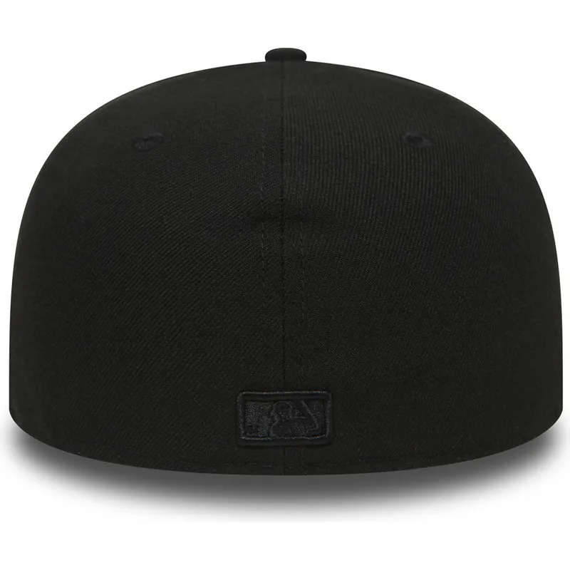 schwarze-enganliegende-flat-cap-59fifty-black-on-black-der-new-york-yankees-mlb-von-new-era