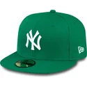 petten-plat-groen-fitted-59fifty-essential-van-new-york-yankees-mlb-van-new-era