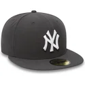 cappellino-visiera-piatta-pietra-aderente-59fifty-essential-di-new-york-yankees-mlb-di-new-era