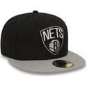 cappellino-visiera-piatta-nero-aderente-59fifty-essential-di-brooklyn-nets-nba-di-new-era