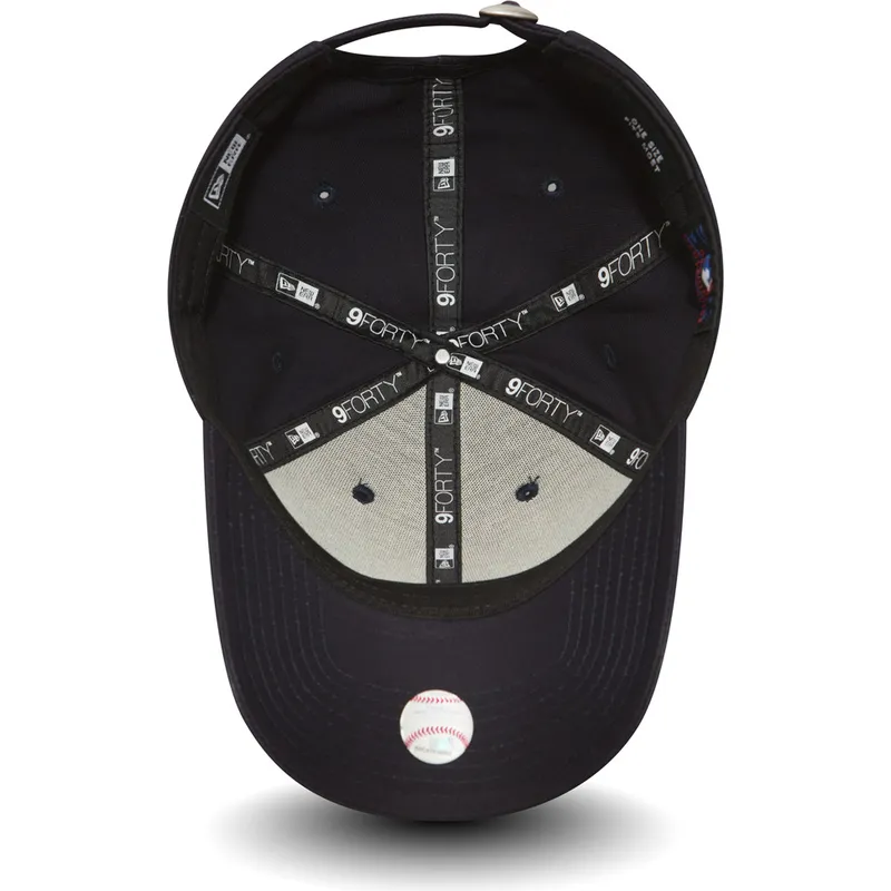 petten-gebogen-marineblauw-verstelbaar-9forty-essential-van-new-york-yankees-mlb-van-new-era