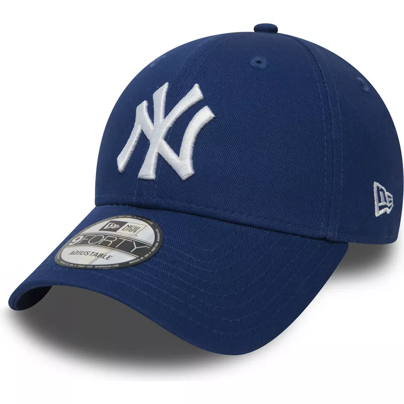 https://static.caphunters.com/13620-large_default/new-era-curved-brim-9forty-essential-new-york-yankees-mlb-blue-adjustable-cap.webp