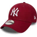 cappellino-visiera-curva-rosso-cardinale-regolabile-9forty-essential-di-new-york-yankees-mlb-di-new-era