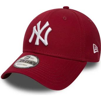 Casquette courbée rouge cardenal ajustable 9FORTY Essential New York Yankees MLB New Era