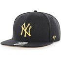 47-brand-flat-brim-gold-logo-new-york-yankees-mlb-captain-metalivise-black-snapback-cap