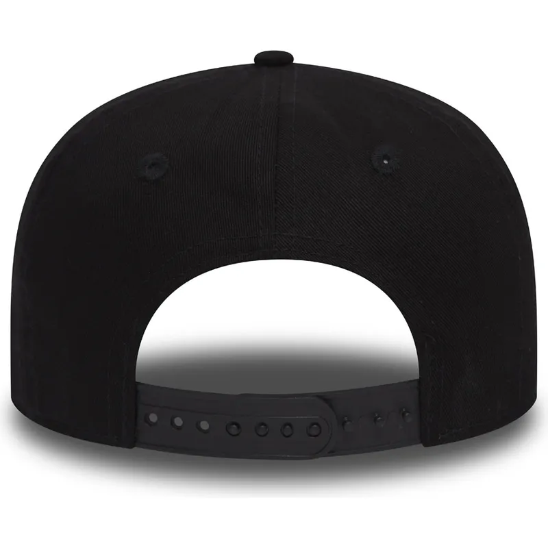 petten-plat-zwart-snapback-voor-kinderen-9fifty-reflect-van-superman-warner-bros-van-new-era