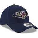 justerbar-marinebla-kurvet-kasket-9forty-the-league-fra-new-orleans-pelicans-nba-fra-new-era