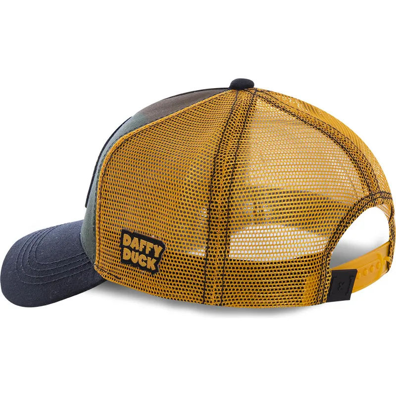 cappellino-trucker-camouflage-giallo-e-nero-daffy-duck-daf4-looney-tunes-di-capslab