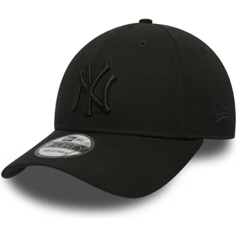 Czarna regulowana czapka z zakrzywionym daszkiem z czarnym logo 9FORTY League Essential New York Yankees MLB New Era