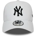 petten-gebogen-wit-snapback-negro-essential-a-frame-van-new-york-yankees-mlb-van-new-era