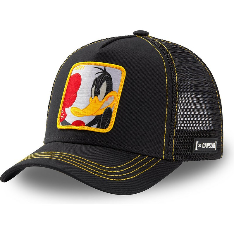 capslab-daffy-duck-loo-duk2-looney-tunes-black-trucker-hat
