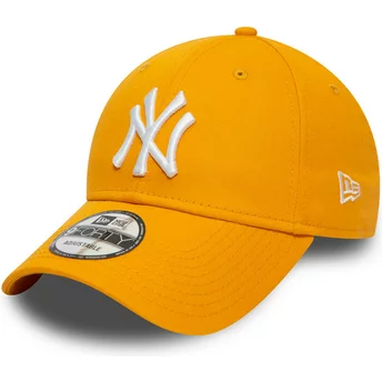 new-era-curved-brim-9forty-league-essential-new-york-yankees-mlb-yellow-adjustable-cap