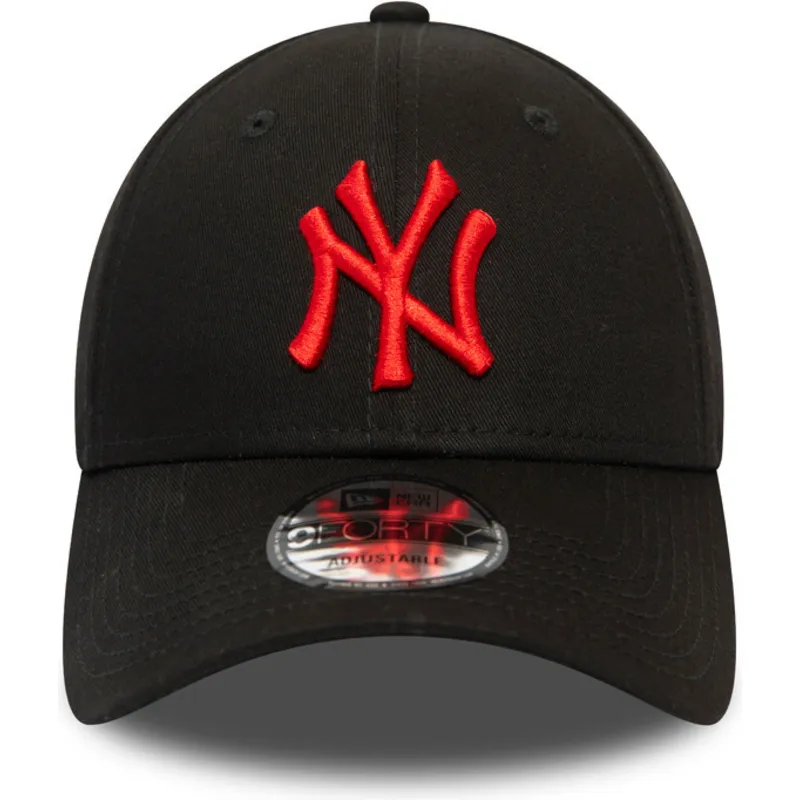 petten-gebogen-zwart-verstelbare-band-9forty-league-essential-van-new-york-yankees-mlb-van-new-era