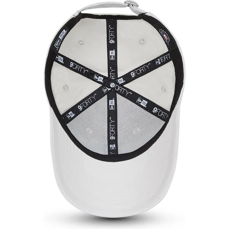 petten-gebogen-wit-verstelbaar-9forty-league-essential-van-boston-red-sox-mlb-van-new-era
