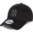 gorra-curva-negra-snapback-9forty-black-base-de-new-york-yankees-mlb-de-new-era