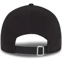 schwarze-verstellbare-9forty-curved-cap-character-sports-goofy-eishockey-disney-von-new-era