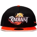 gorra-plana-negra-y-naranja-snapback-logo-radiant-de-difuzed