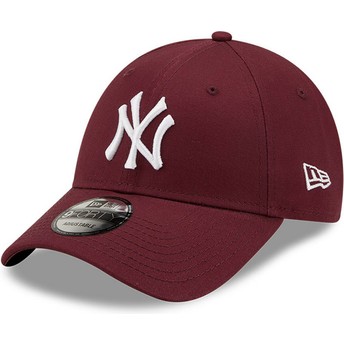 New Era Curved Brim 9FORTY League Essential New York Yankees MLB Maroon Adjustable Cap