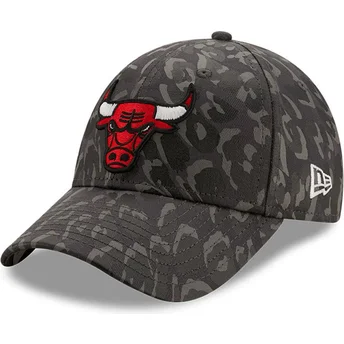Gorra curva camuflaje negro ajustable 9FORTY All Over Camo de Chicago Bulls NBA de New Era