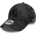 cappellino-curva-mimetico-nero-regolabile-per-bambino-con-logo-nero-9forty-league-essential-di-new-york-yankees-mlb-di-new-era