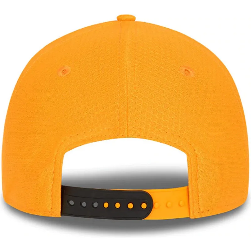 petten-gebogen-oranje-snapback-voor-kinderen-9forty-daniel-ricciardo-van-mclaren-racing-formula-1-van-new-era