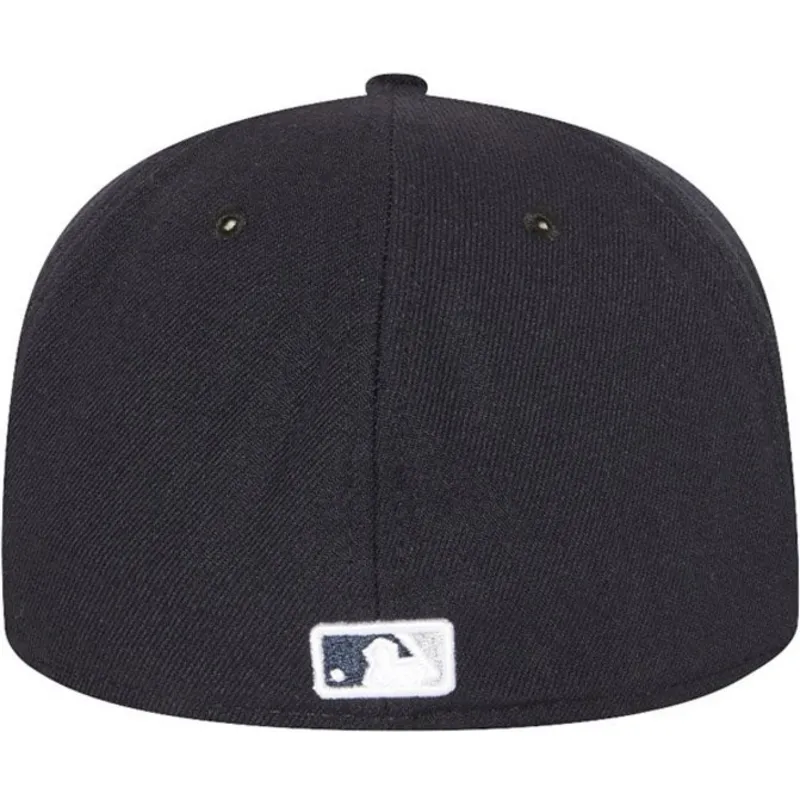 cappello-piatto-blu-marino-regolabile-59fifty-ac-perf-dei-new-york-yankees-mlb-di-new-era