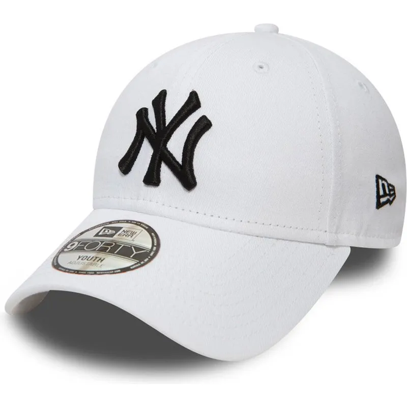 hvid-justerbar-buet-kasket-til-born-9forty-league-essential-fra-new-york-yankees-mlb-fra-new-era