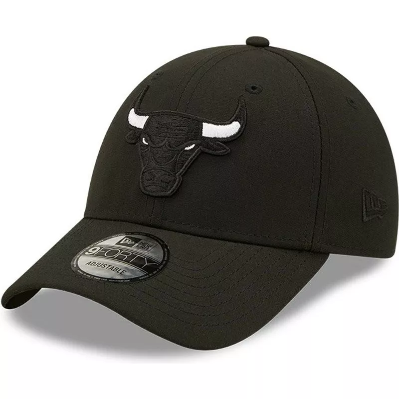 new-era-curved-brim-9forty-black-base-chicago-bulls-nba-black-snapback-cap