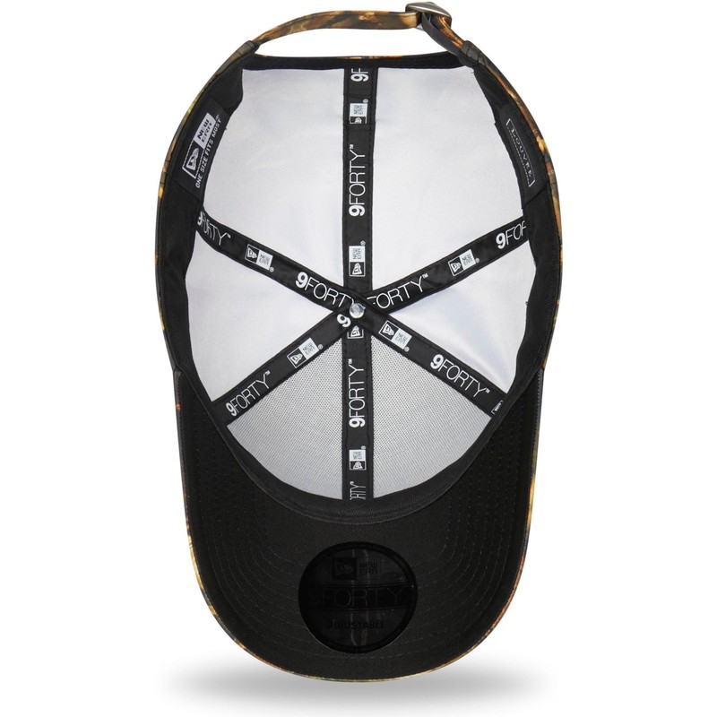 new-era-curved-brim-9forty-le-radeau-de-la-meduse-le-louvre-multicolor-adjustable-cap