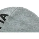 mutsen-grijs-essential-classic-van-puma