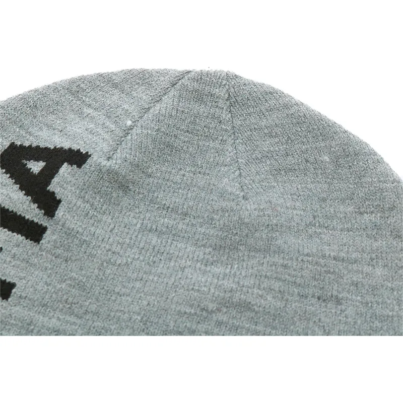 mutsen-grijs-essential-classic-van-puma