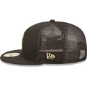 gorra-trucker-plana-negra-ajustada-con-logo-dorado-59fifty-all-star-game-de-los-angeles-dodgers-mlb-de-new-era