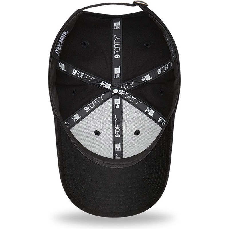 new-era-curved-brim-9forty-logo-le-louvre-black-adjustable-cap