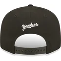 casquette-plate-noire-snapback-9fifty-coops-new-york-yankees-mlb-new-era