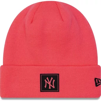 Gorro rosa Neon Team Cuff de New York Yankees MLB de New Era