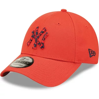 Gorra curva roja ajustable con logo azul marino 9FORTY Seasonal Infill de New York Yankees MLB de New Era