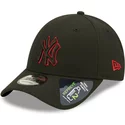 gorra-curva-negra-snapback-con-logo-rojo-9forty-neon-pack-repreve-de-new-york-yankees-mlb-de-new-era
