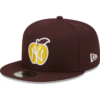 Gorra plana granate y amarilla snapback 9FIFTY NY Apple de New York Yankees MLB de New Era