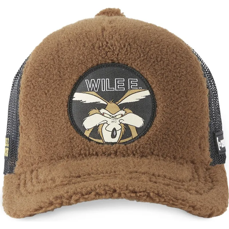 petten-gebogen-bruin-snapback-coyote-looney-tunes-van-capslab petten-gebogen-bruin-snapback-coyote-looney-tunes-van-capslab