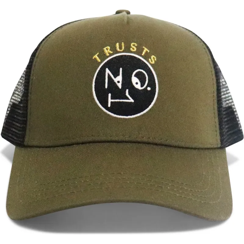petten-gebogen-groen-snapback-trusts-no1-black-gold-van-the-no1-face